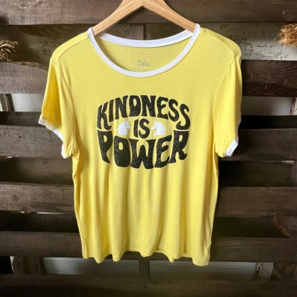 🌻5/$20 JUSTICE Girls Graphic Tee in Yellow Sz 18/20